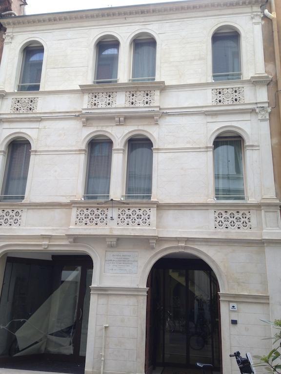 Borgoleoni 18 - Room&Breakfast Ferrara Exterior foto